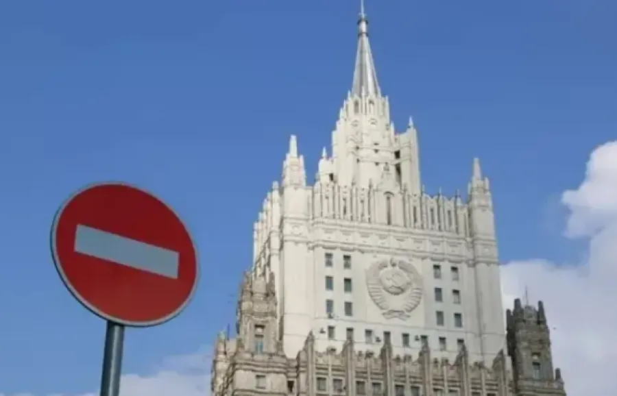 Кремль вимагає гарантій безпеки: Росія в облозі