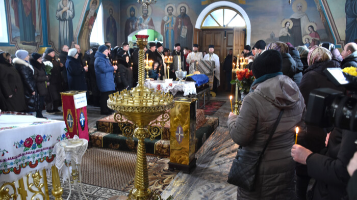 Навічно в пам'яті: Луцька громада провела в останню путь Героя Юрія Кошулинського, який поліг понад рік тому