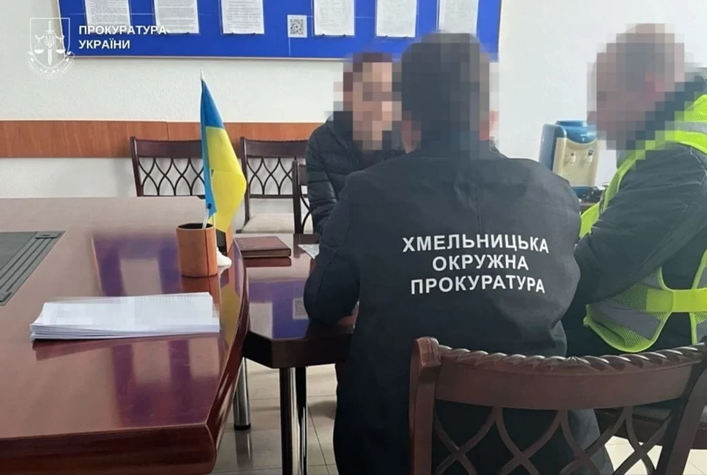 Посадовиці Хмельницької міськради підозрюються в розтраті 2,6 млн грн на житло для внутрішньо переміщених осіб