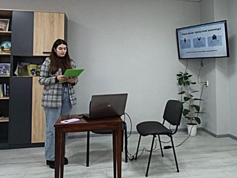 "Рожищенський дитсадок вітає нового очільника: керівні зміни в освітньому осередку громади".