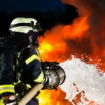 Сутичка в Київській області: двоє постраждалих, пожежа приватного будинку