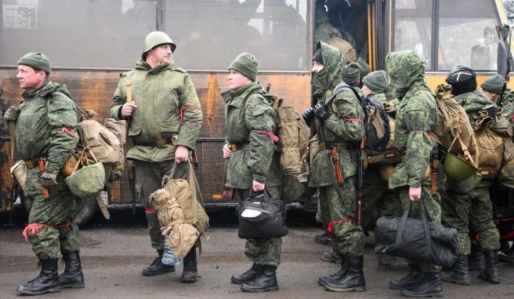 ЦПД: Примусова мобілізація окупантів на тимчасово захоплених українських територіях