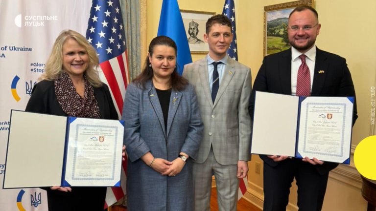 Депутатські мандрівки за кордон: скільки Луцькрада витратила на закордонні відрядження?