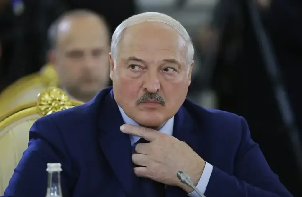Лукашенко помилував 18 ув'язнених: 15 за "екстремізм", знаки поблажливості чи спроба зняти напругу?