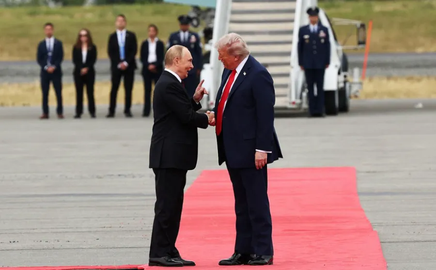 Трамп наслідує риторику Путіна, стверджує The New York Times