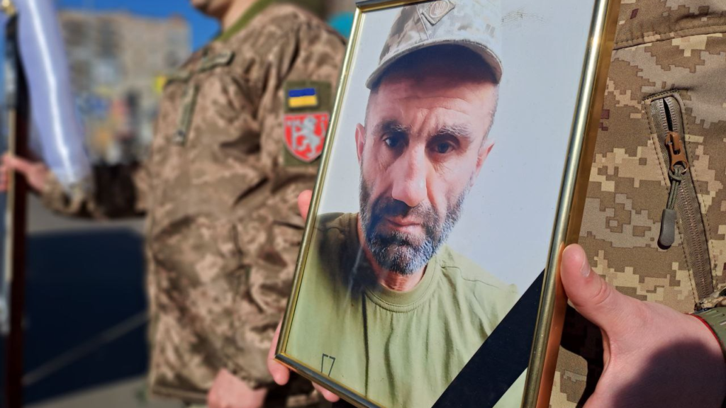 Вічний спокій на чужині: Олександр Масло, захисник Волині, повернувся додому "на щиті" після бою за Україну