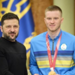 "Волинський спортсмен Дмитро Суярко удостоєний державної нагороди за видатні досягнення на Паралімпіаді-2026" (158 символів)