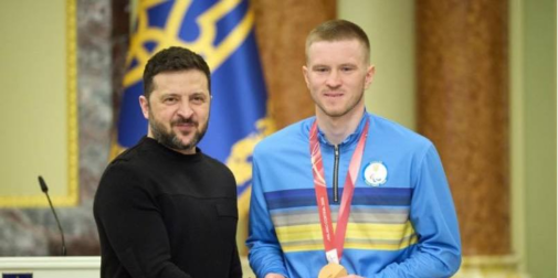 "Волинський спортсмен Дмитро Суярко удостоєний державної нагороди за видатні досягнення на Паралімпіаді-2026" (158 символів)