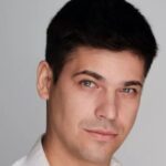 "Кріпосна": Зірка розкрила правду про кризи і ревнощі дружини: "Збирала валізи 15 разів".