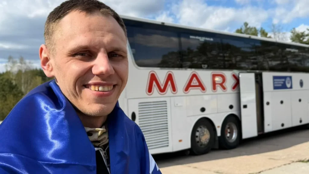 "Сафарі" звільнили! Нацполіція показала яскраві кадри після майже року в невідомості.
