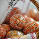 Великодній кошик: секрети безпечного зберігання продуктів для збереження святкового смаку та здоров'я.