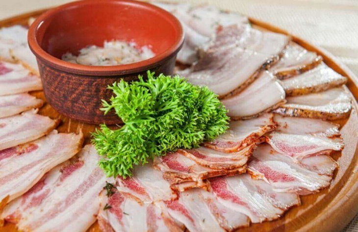 Дієтолог: Сало – ваш друг! 🥓 Відкрийте неочікувану користь для здоров'я. 100% доведено!