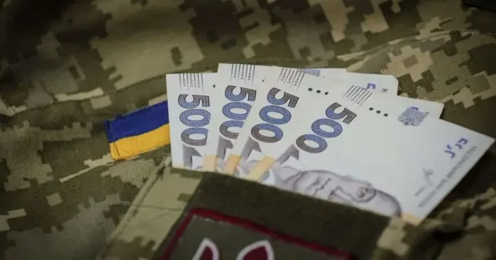Військовий збір на зарплати: Рада рекомендує нову пріоритетність.