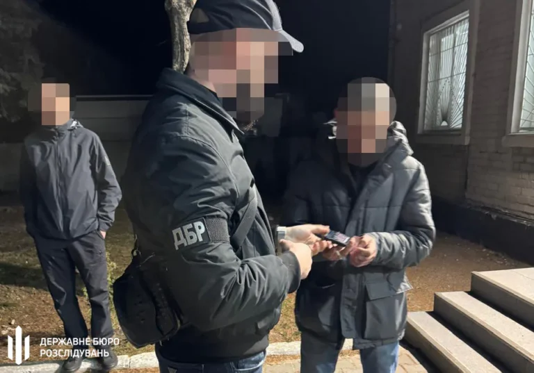 Волинь: посадовця ТЦК судитимуть за побиття 60-річного чоловіка – зламана рука та електрошокер.