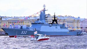 "Бойкий" під вогнем: чи воскресне корвет? Експерт з ВМС про шанси РФ.