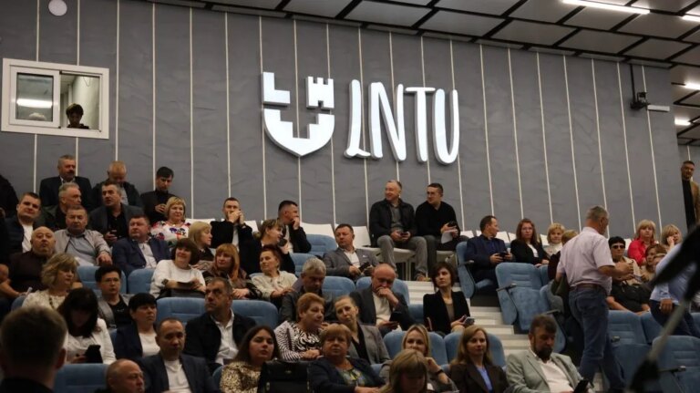Євроінтеграція, медицина, "Староста року": підсумки форуму старост Волині
