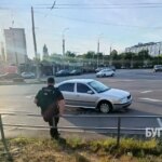Луцьк: на Північному ринку поліція зупиняла авто "їжаками". Деталі ДТП | БУГ