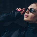 Сонцезахисні окуляри: Несподіваний захист для вашої шкіри, відкритий дерматологами.