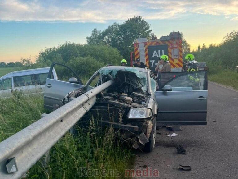 У Ковельському районі: юна водійка забрала життя внаслідок смертельної ДТП