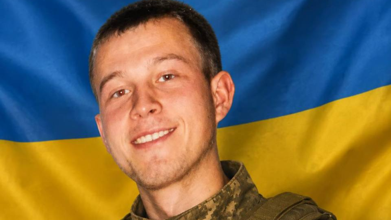 40-річний Дмитро Стасюк з Волині, мобілізований місяць тому, помер у лікарні.