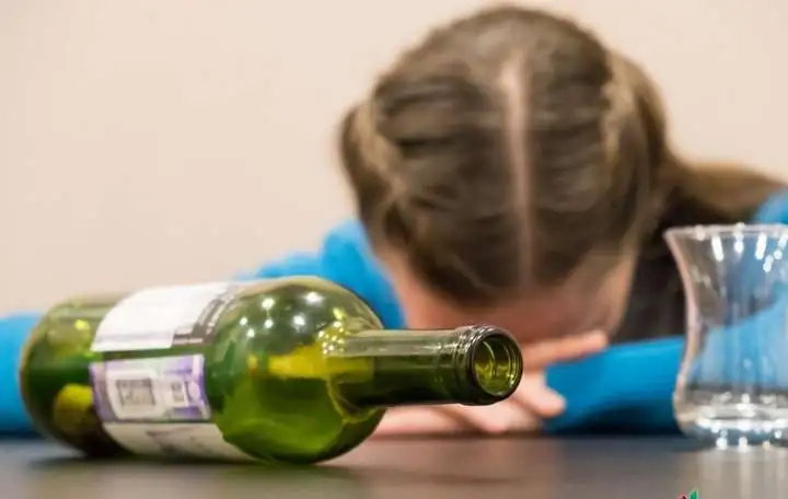 Мати відповідатиме за отруєння доньки алкоголем: Луцький суд виніс вирок | БУГ