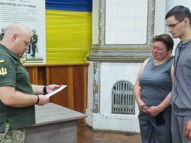 На Волині близьким загиблого Героя вручено нагороду від Головнокомандувача ЗСУ.