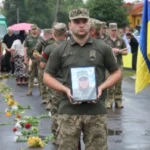 На Волині попрощалися з Героєм Павлом Шамрилом: вічна пам'ять Захиснику України.