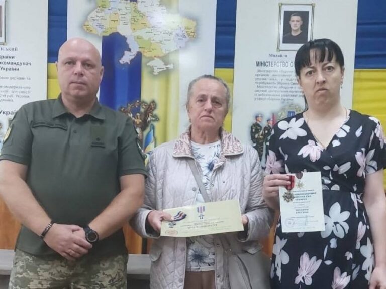 Нагороди Героя з Волині: держава вшанувала подвиг, родина прийняла пам'ять.