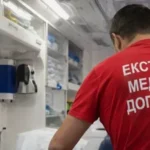 Вінниця: Чоловік із ножем атакував працівника ТЦК. Шокуючі деталі інциденту.