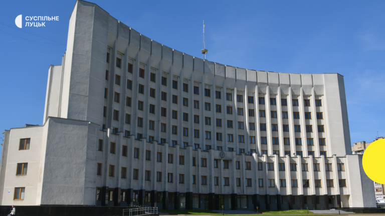 Волинська ОВА: Відкриті дані про доходи керівництва з початку року – зарплати, премії, надбавки.