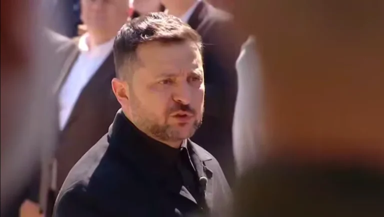 Зеленський в Одесі: захисники отримали нагороди за стійкість.