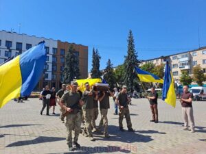Ковель прощається з Героєм: Олександра Резванюка провели в останню путь.