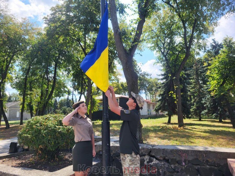 Слава Україні! На бульварі Лесі Українки в Ковелі майорить Прапор Перемоги!