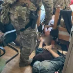 У Києві: неповнолітні хуліганили з кастетом і ножем, отримали підозру