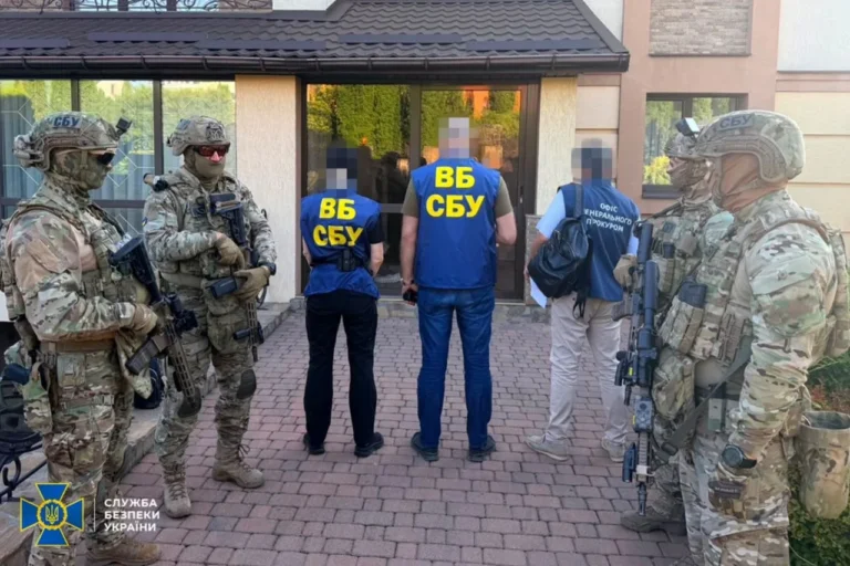 Заступник голови Хмельницької ОВА: "відкати" за дорожні ремонти викрито.