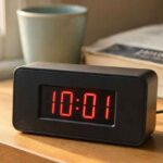 10:01 на часах