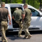 Батька п'ятьох дітей забрали до ТЦК, залишивши маля саме в авто на Волині