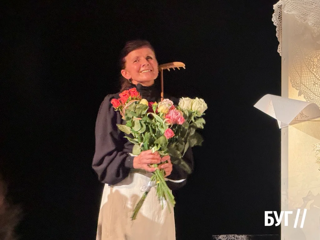 У Луцьку показали моновиставу «Лесині листи» за мотивами дитячих листів та поезії Лесі Українки 8
