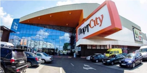 ТРЦ ПортCity у Луцьку: паркінг як укриття, всі входи працюють під час тривоги