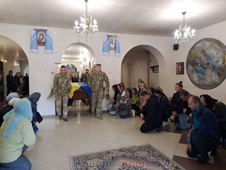 Ковель вшанував пам'ять загиблого нацгвардійця Володимира Якимовича