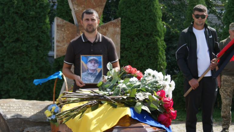 Волинь прощається з Героєм: два роки вдома чекали на Андрія Білана