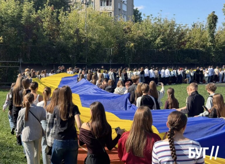 Луцьк об'єднався у благодійному забігу до Дня захисників і захисниць