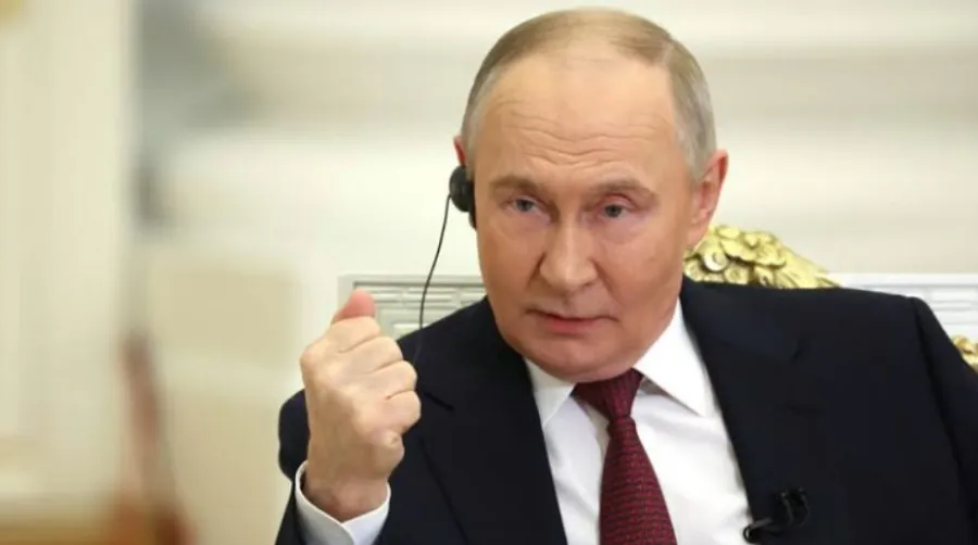 РФ зрізає медицину й освіту на користь війни з НАТО Путін перенаправляє кошти з соцсфери на військовий бюджет