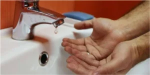 У Рожищі тимчасово припинили водопостачання на кількох вулицях через аварію на водопроводі