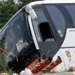 В Іспанії автобус зірвався у 20-метровий яр біля Барселони, 87 людей постраждали, семеро у важкому стані