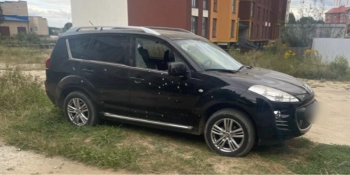 Військовому, що підірвав гранату у дворі та напав із ножем, суд Ковеля призначив 5,5 років ув'язнення