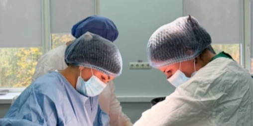 Володимирські хірурги успішно видалили пацієнтці велику запущену лейоміому матки