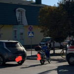 Волинь: мотоцикліст втратив керування та впав просто на дорогу внаслідок ДТП